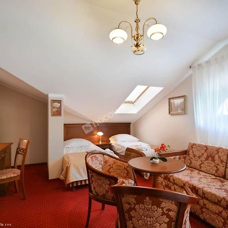 Dworek Vesaria Lublin Bagian luar foto