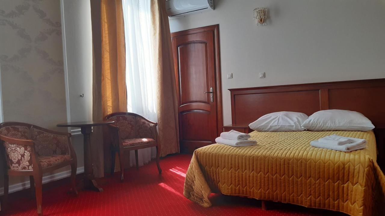 Dworek Vesaria Lublin Bagian luar foto